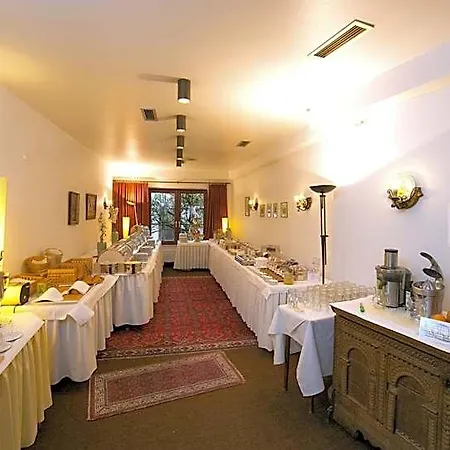 Jaegerhof Szálloda
