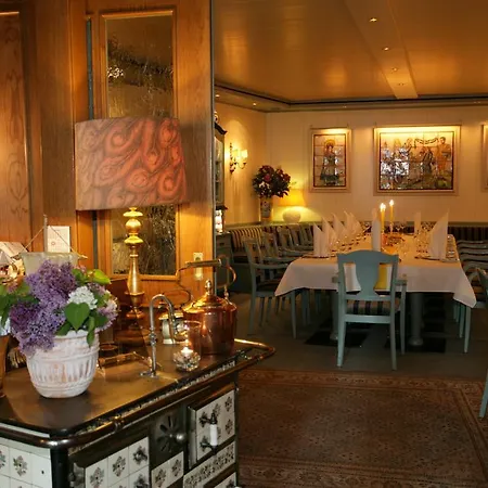Jägerhof Hotell 4*