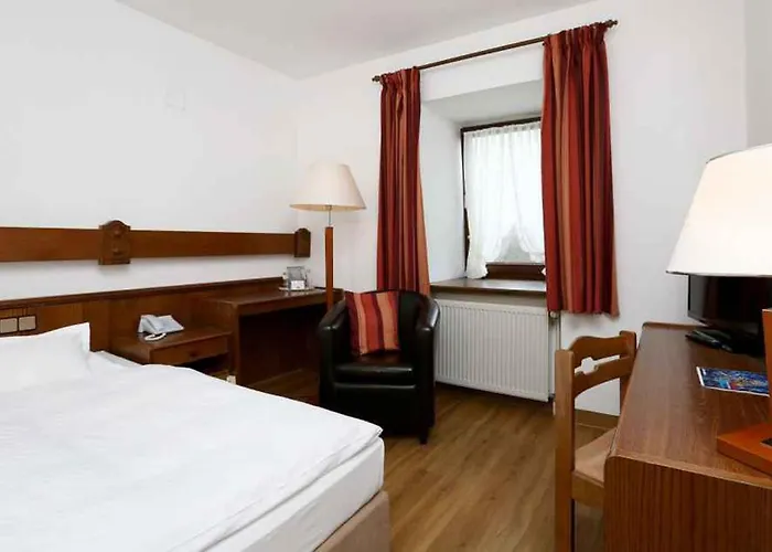 Hotel Jaegerhof 4*